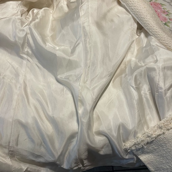 Zara Textured Cream Blazer - Picture 7 of 7